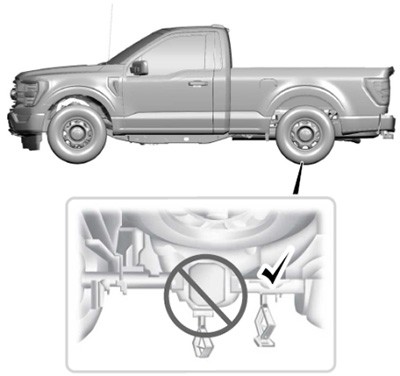 Подъем автомобиля домкратом Ford F-150